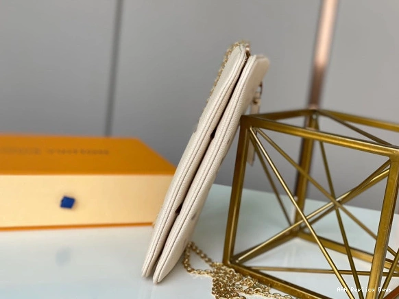 Aaa replica ru VUITTON LOUIS POCHETTE ZIP DOUBLE 0823